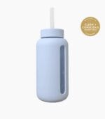 Kaally Glass Smoothie Bottle in Sky Blue with the Clean + Conscious Awards 2026 Gold Winner rosette, Best Reusable Bottle / Cup