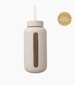 Kaally Glass Smoothie Bottle in Almond with the Clean + Conscious Awards 2026 Gold Winner rosette, Best Reusable Bottle / Cup