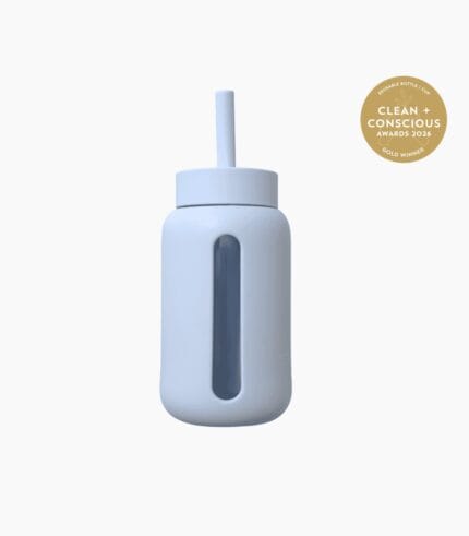 Kaally Glass Smoothie Bottle in Sky Blue with the Clean + Conscious Awards 2026 Gold Winner rosette, Best Reusable Bottle / Cup